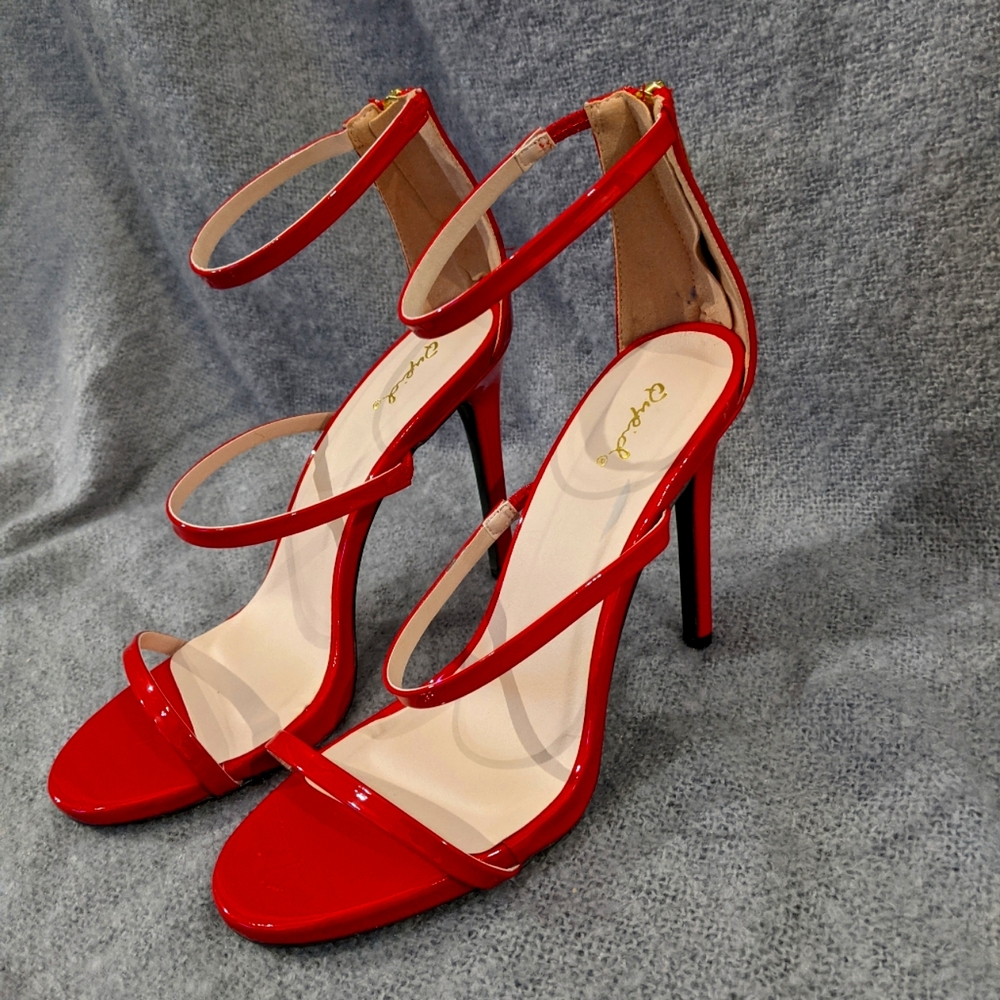 size11 Red Patent Heels